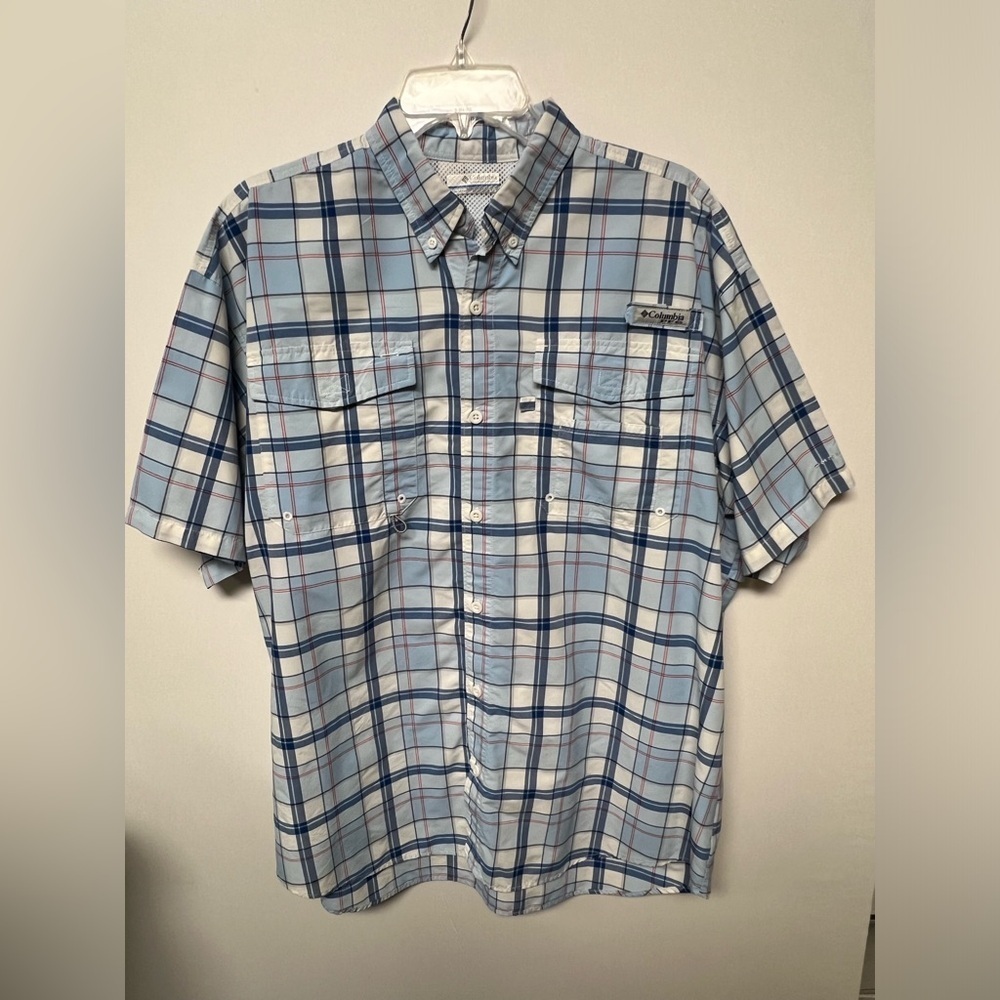 COLUMBIA PFG SPORTS SHIRT. BLUES AND RED. SIZE LARGE